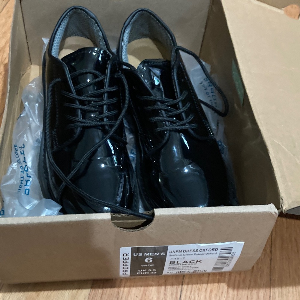 Propper Black Patent Leather Oxford Shoes